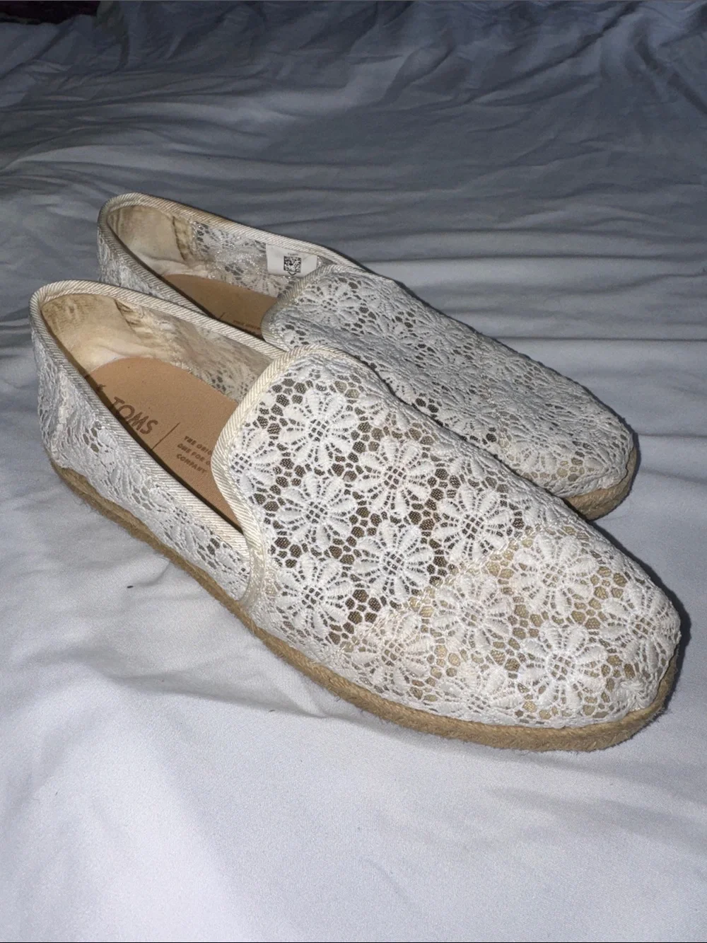 Toms lightweight slip